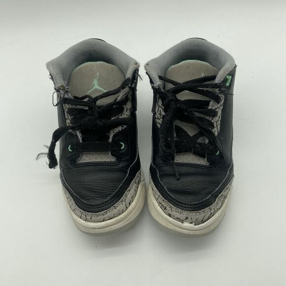 Size 1Y Nike Boys Air Jordan 3 Retro DM0966-031 Black Basketball Shoes Sneakers - Picture 3 of 10